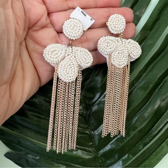 Rush Faux Pearl Cluster Drop Earrings NWT - Picture 4 of 13